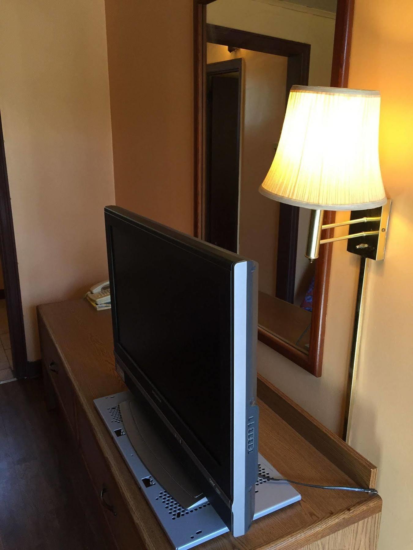 Royal Inn Портсмут Экстерьер фото