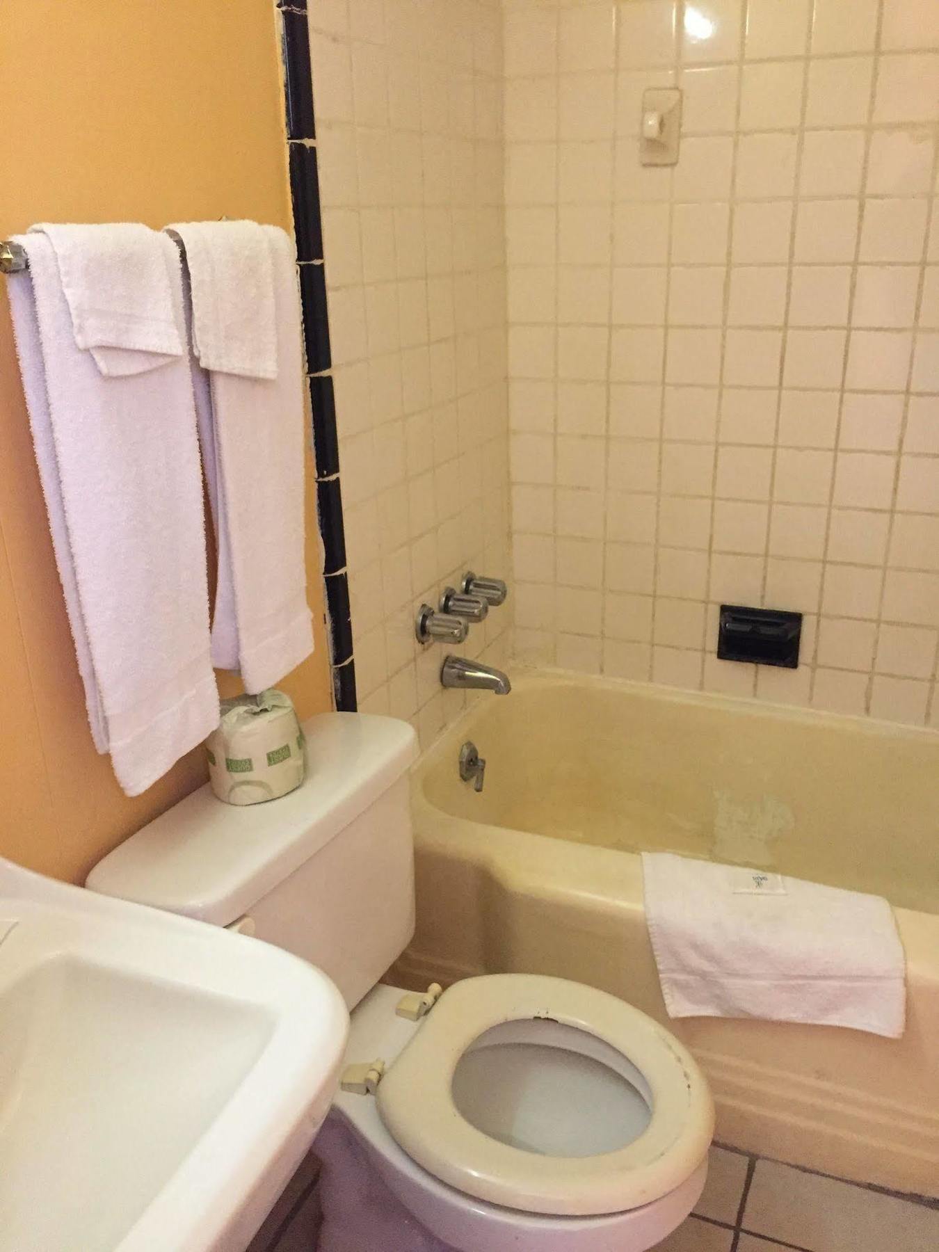 Royal Inn Портсмут Экстерьер фото